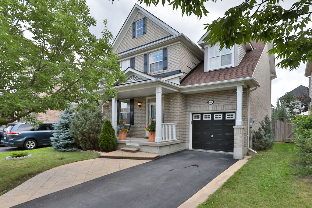 944 Huffman Cres, Milton