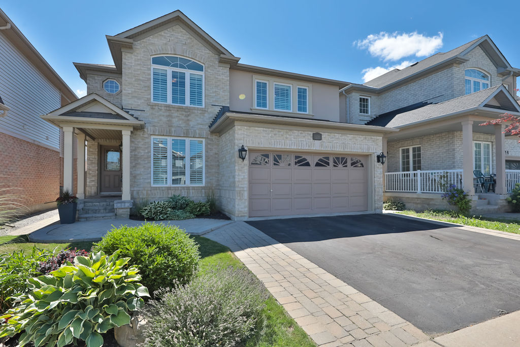 1016 Vickerman Way, Milton