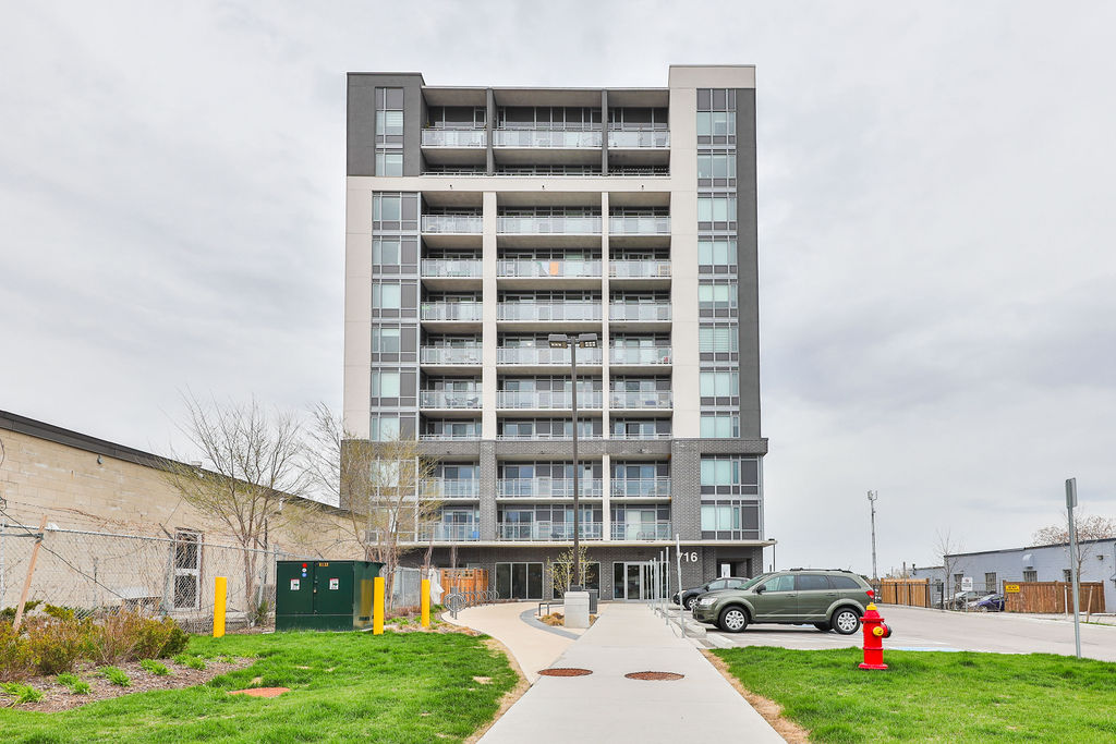 716 Main Street East, Unit 704 Milton | Building