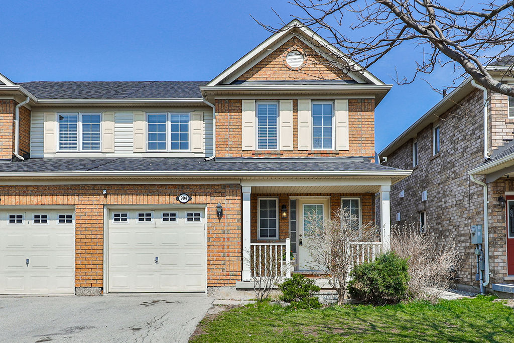 904 Gazley Circle, Milton Exterior