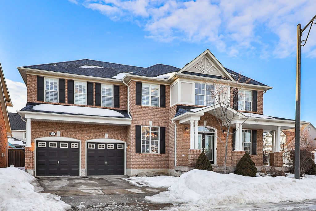 1576 Jarvie Crescent